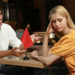 How to Spot Red Flags in Early Dating (Online & First Dates)