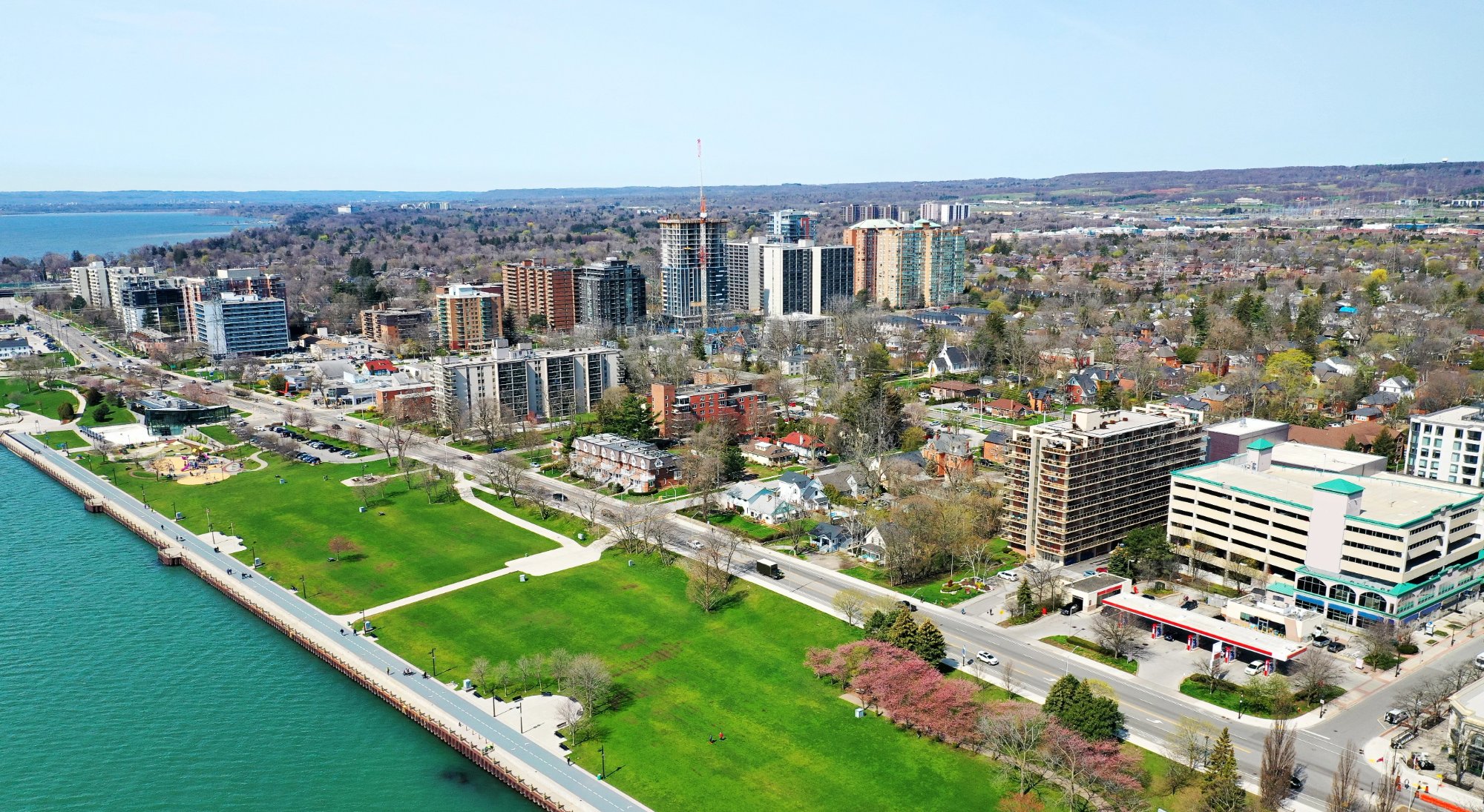 Online Dating in Burlington for Singles