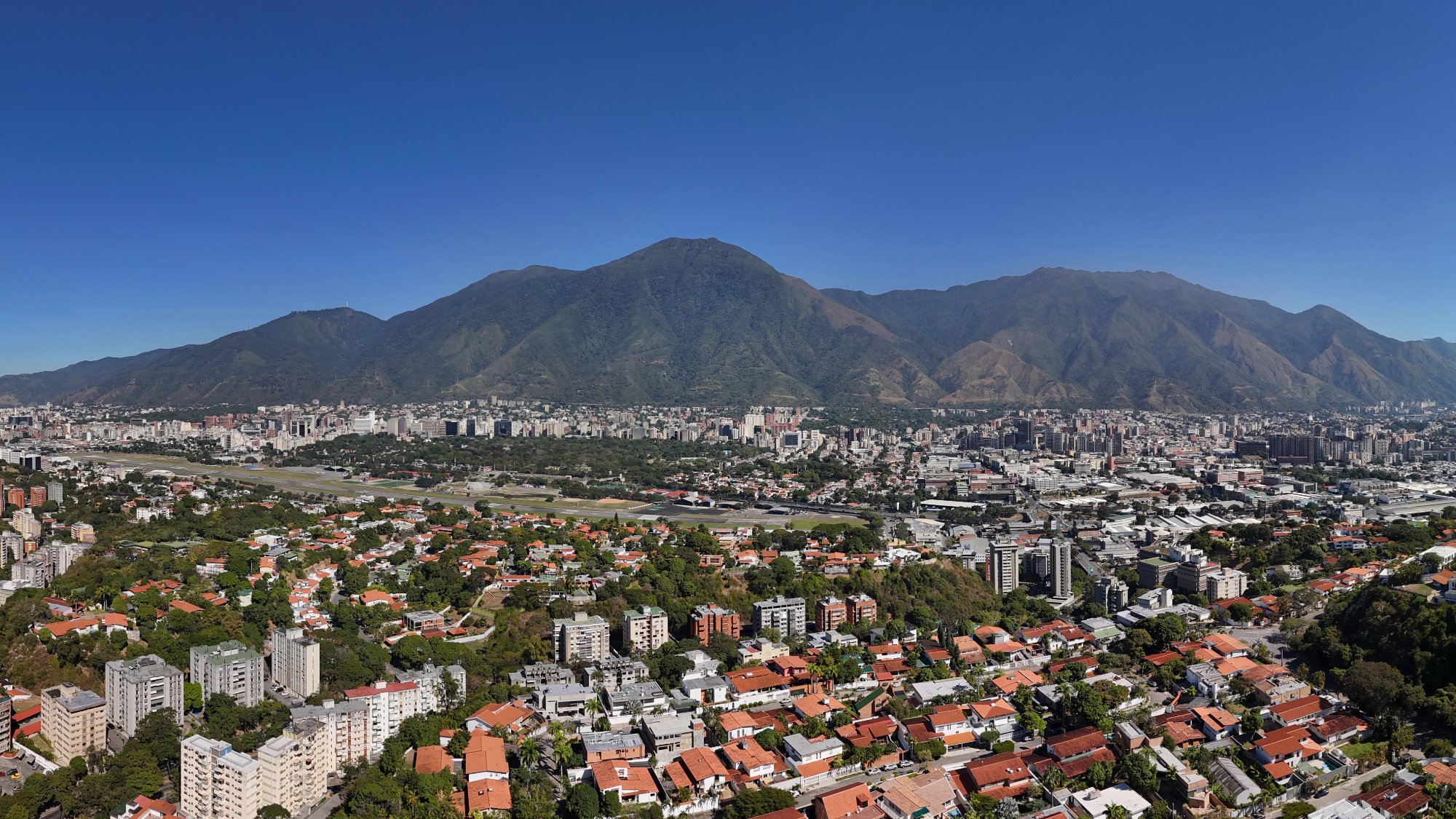 Online Dating in Caracas for Singles