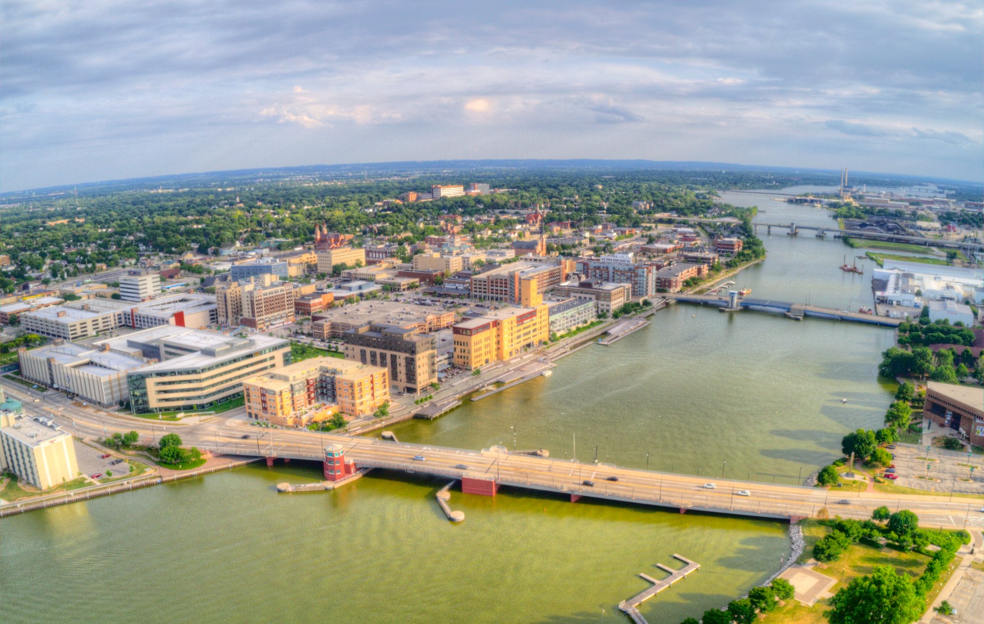 Online Dating in Green Bay for Singles