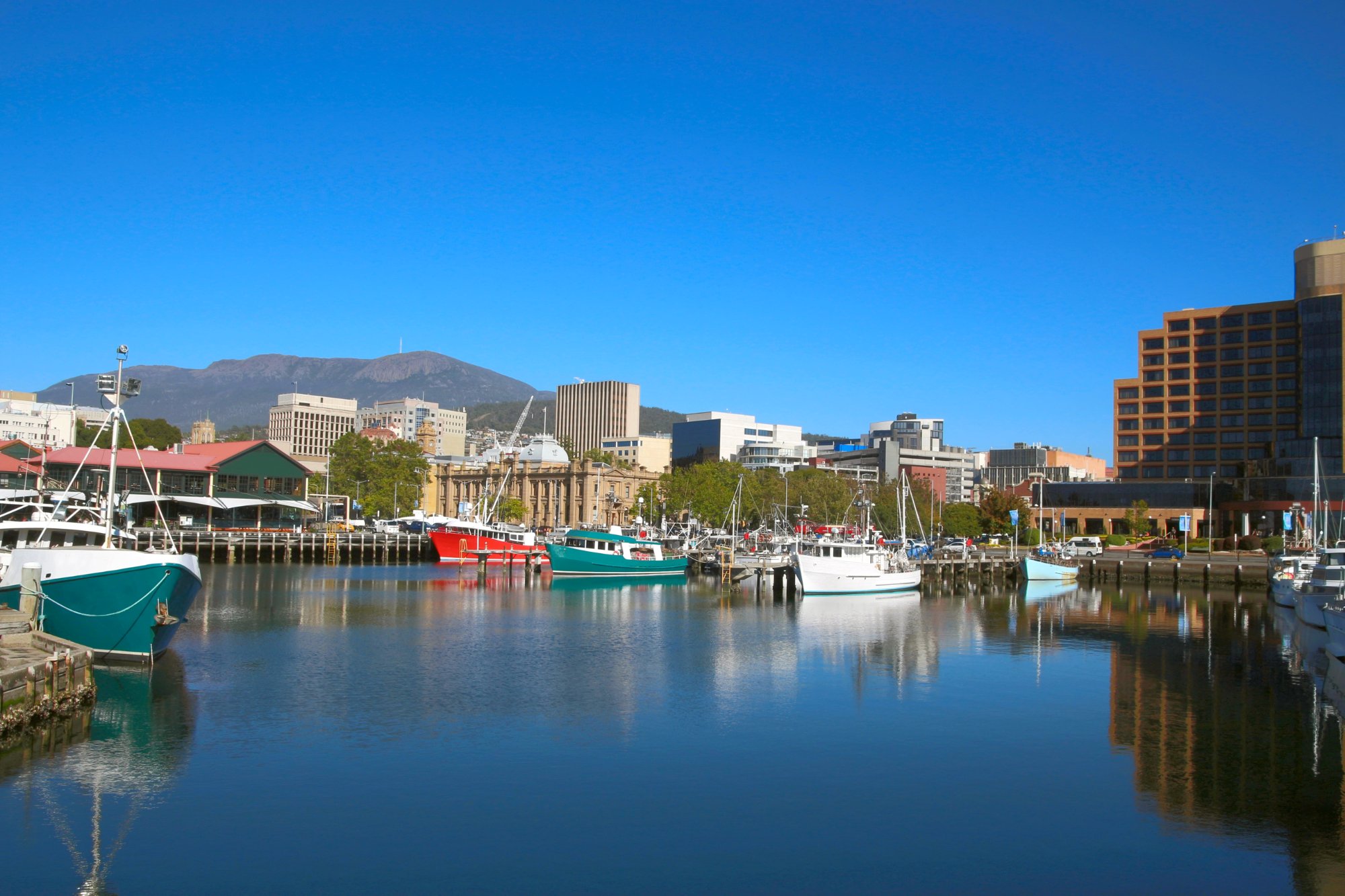 Online Dating in Hobart for Singles