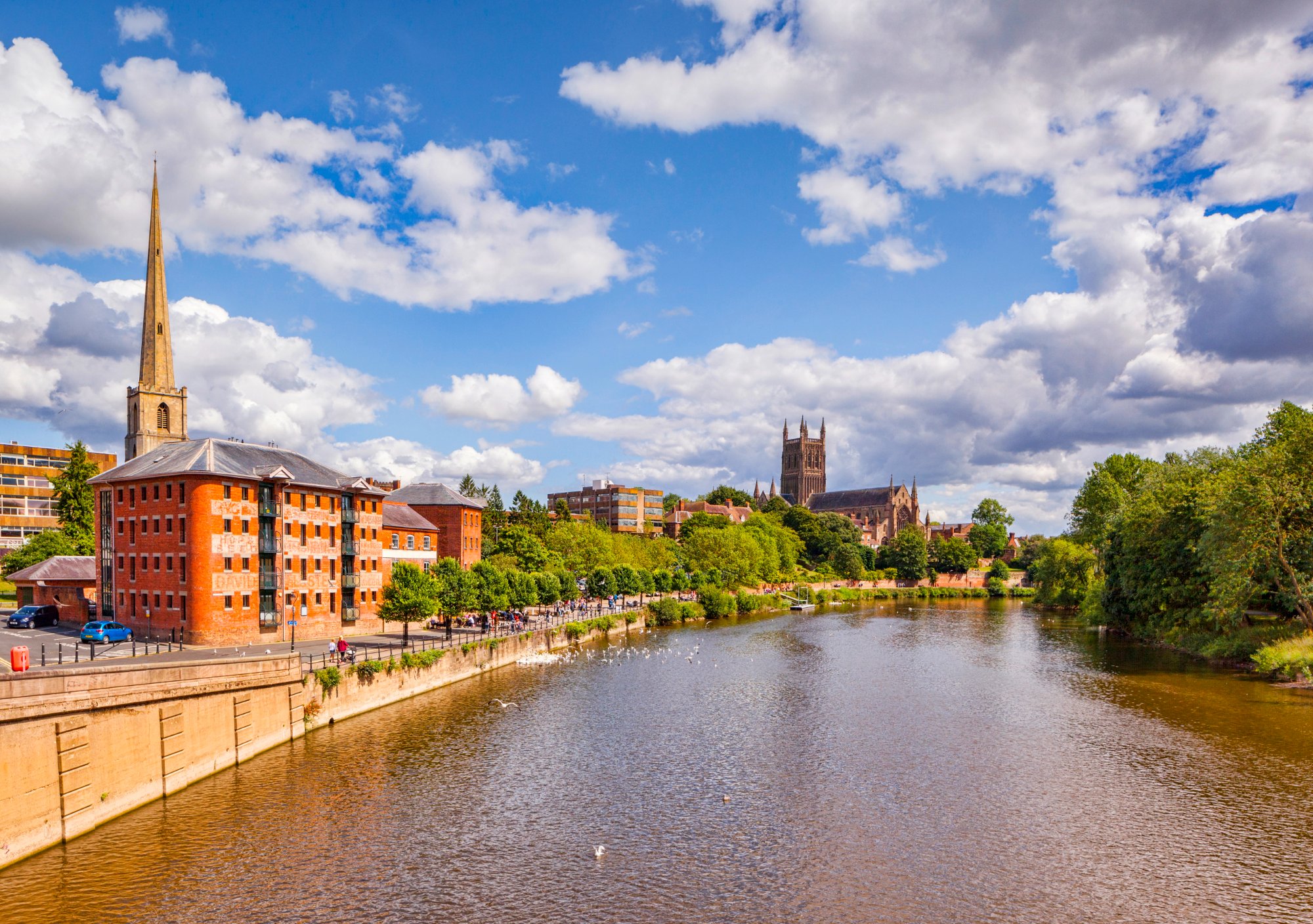 Online Dating in Worcester for Singles