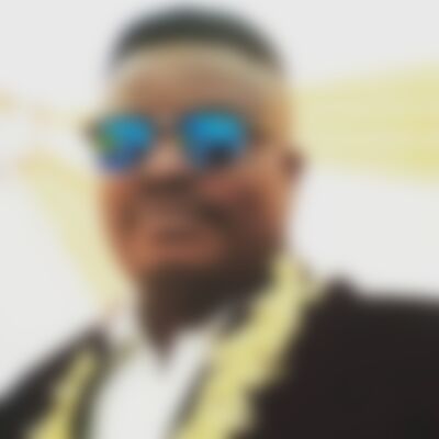 Single Lakeside from East London