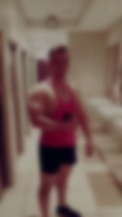 Single Makky from California City