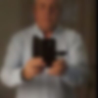 Single Ladypleaser from Málaga Single Ladypleaser from Málaga