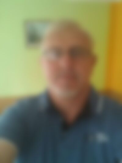 Single Arman79 from Bucharest