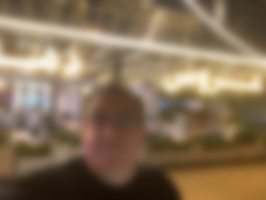 Single Amine from Dubai