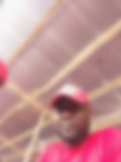 Single Naasare from Accra