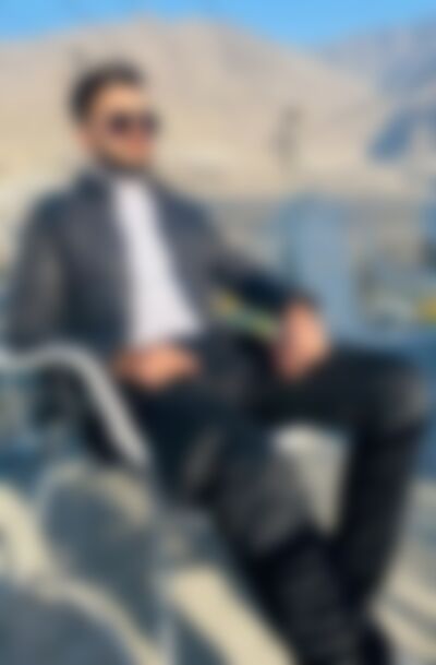 Single abdul from Karachi