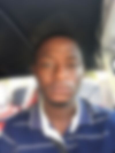 Single benkallon from Banjul