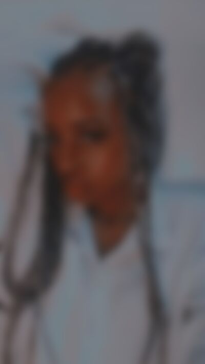 Single Cosmicsunflower from Mombasa