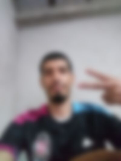 Single Amiro from Algiers