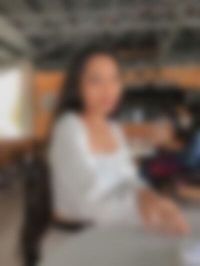 Single Jayann from Manila