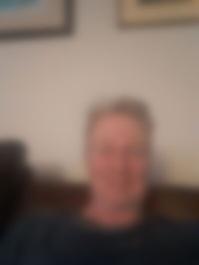 Single Garek from Overland Park