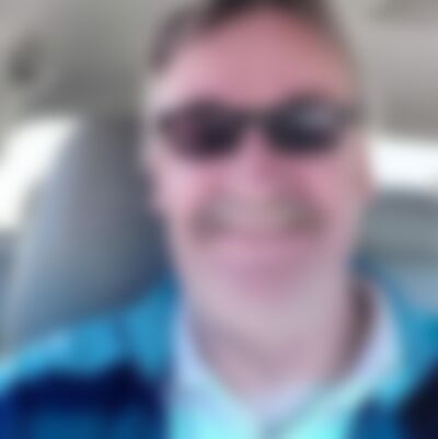 Single JamesAkers from Florida City