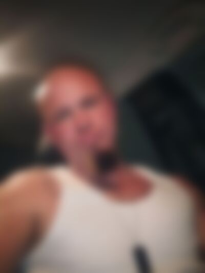 Single EmNeedsLuv2 from Breaux Bridge