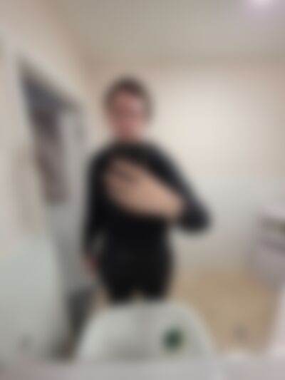 Single MrGhost141 from Bromley