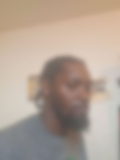 Single Mrhunglong84 from Hot Springs