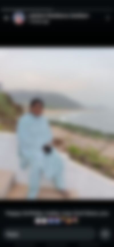 Single Vijji from Hyderābād