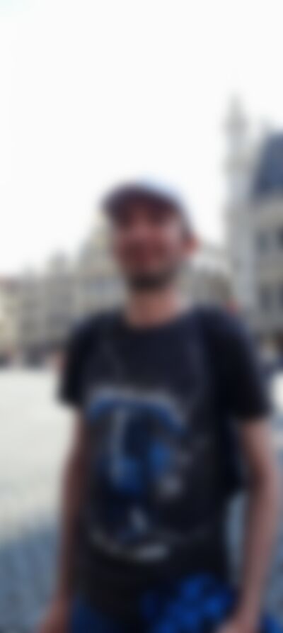 Single Iskande from Kharkiv