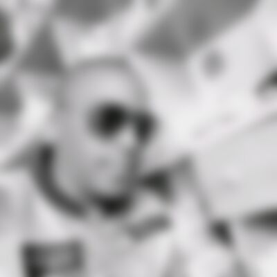 Single DaveM from Nairobi