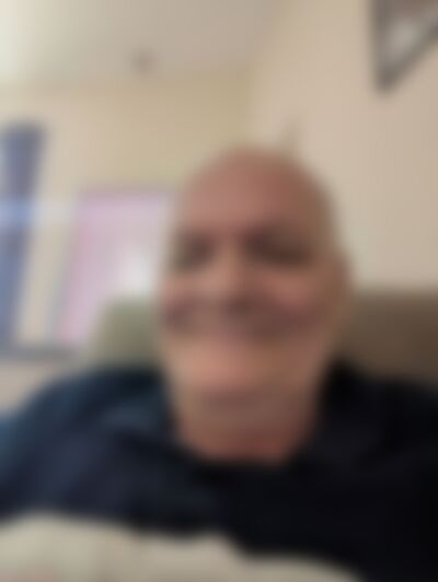 Single williamtakacs from Kirkcaldy