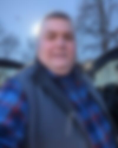 Single Noahe from New York