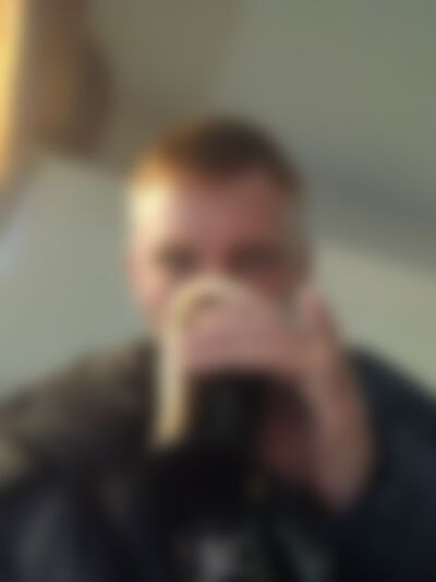 Single Damien from Haverhill