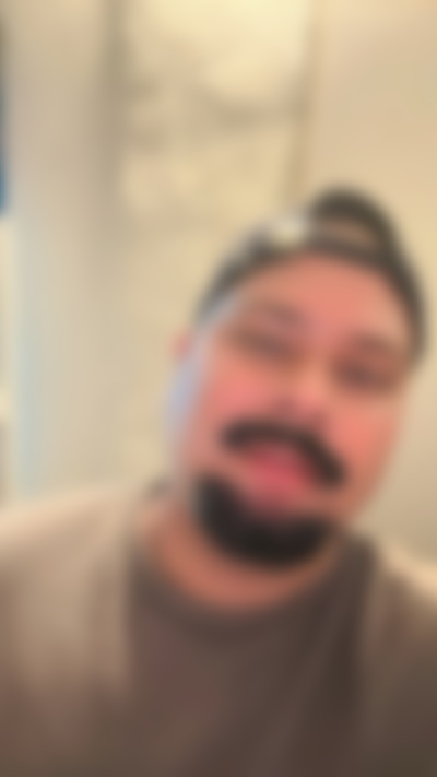 Single Gurie from Almeirim