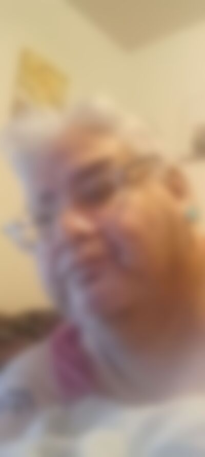 Single anyonenobody from Muskogee