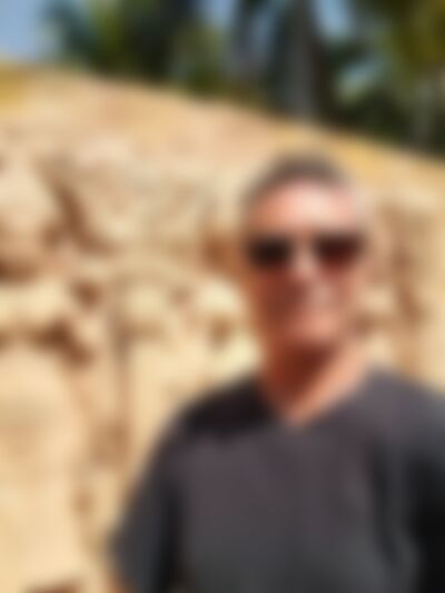 Single Mourad from Tunis