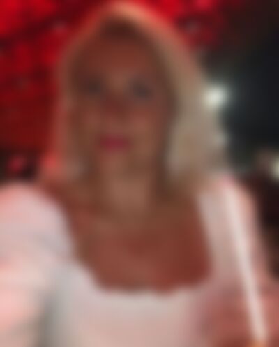 Single Mathilfel from London