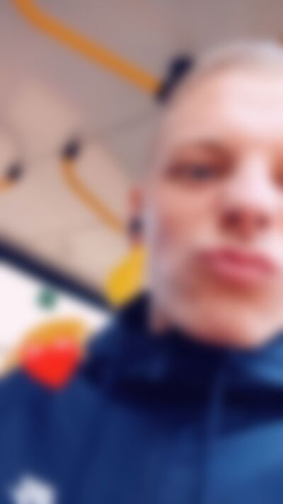 Single Bialasekxddd12345 from Warsaw