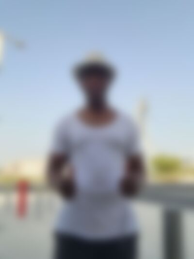 Single erisa from Kampala