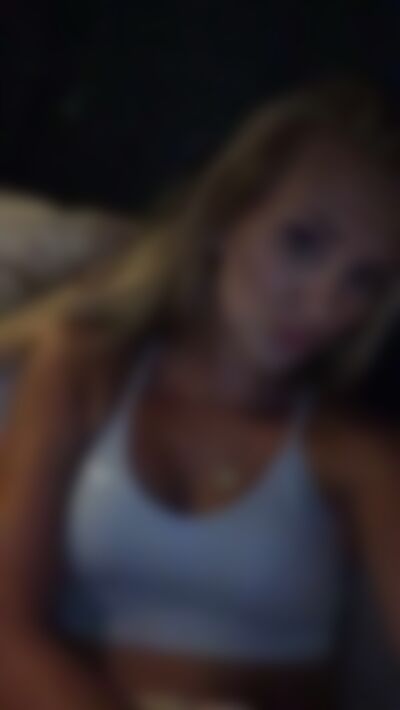 Single Julia202 from Adelaide