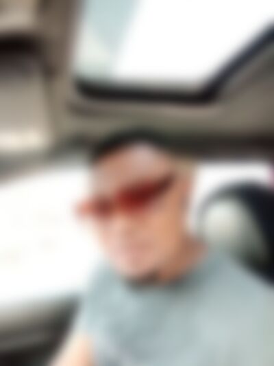 Single Henery from Lagos