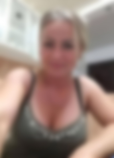 Single sharonfargo221 from Texas City