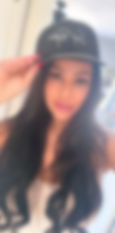 Single PrettyBrilee from Naperville