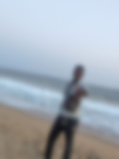 Single Kwoffienell from Lomé