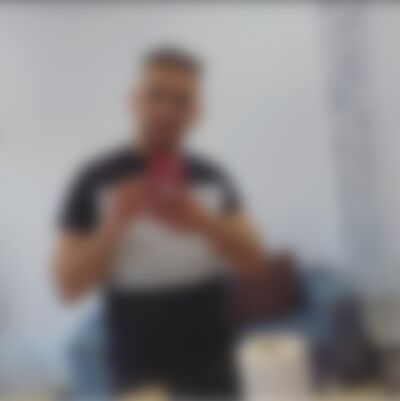 Single ayven from Oran