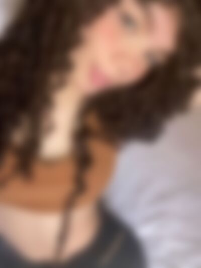 Single karlene from San Jose