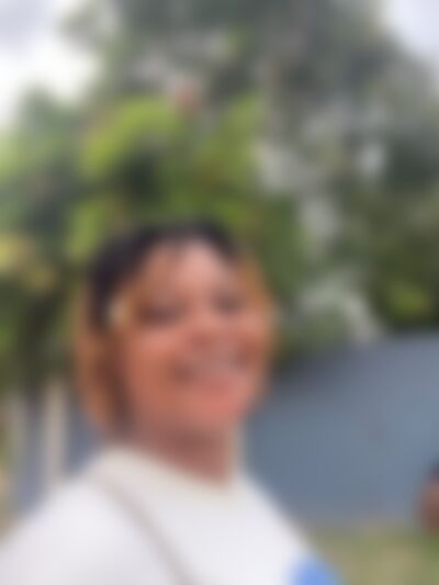 Single Esther from Hudson