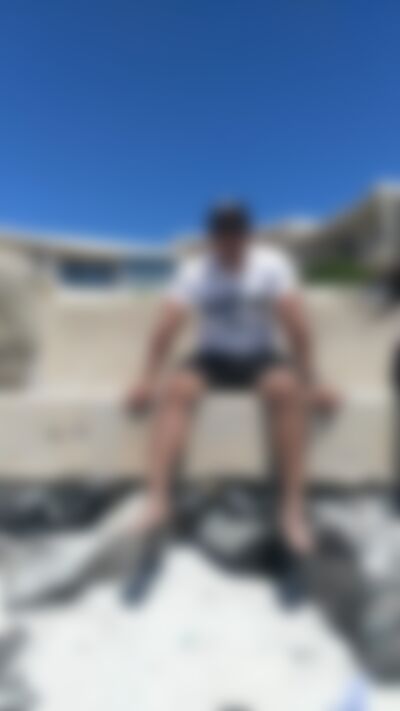 Single Brad43 from Cape Town