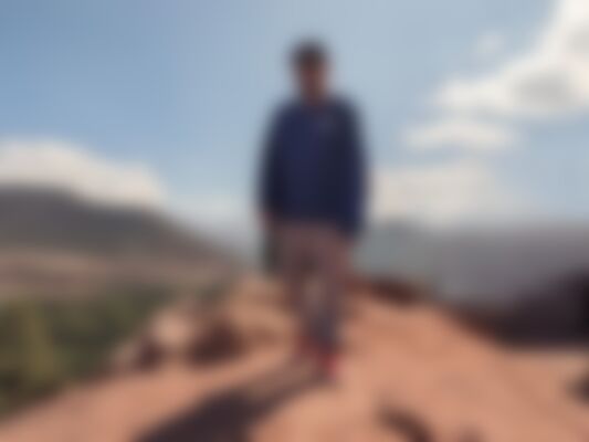 Single Reveur87 from Moncton