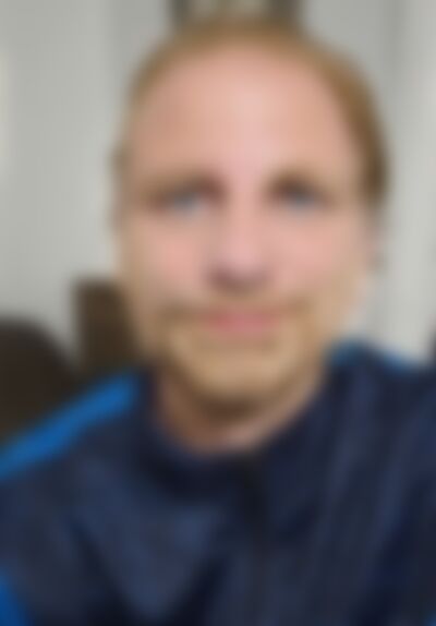 Single Realcoolmale777 from White City