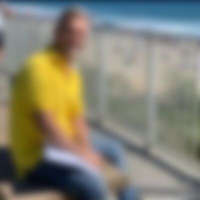 Single Frank575 from Los Angeles