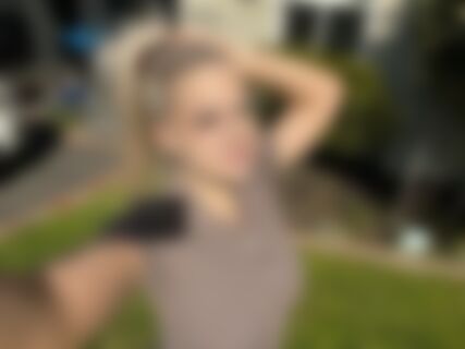 Single NikkiMH from Austin