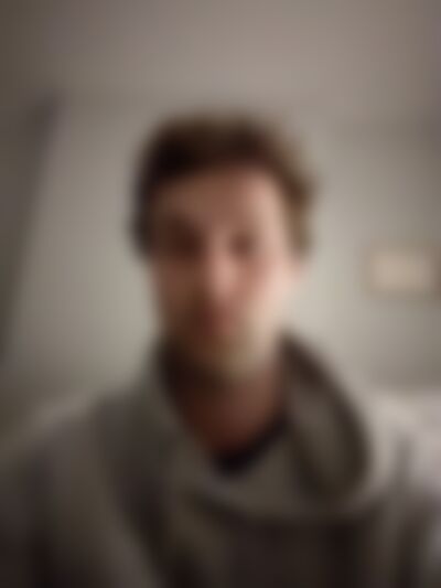 Single JohnnyMerson from London