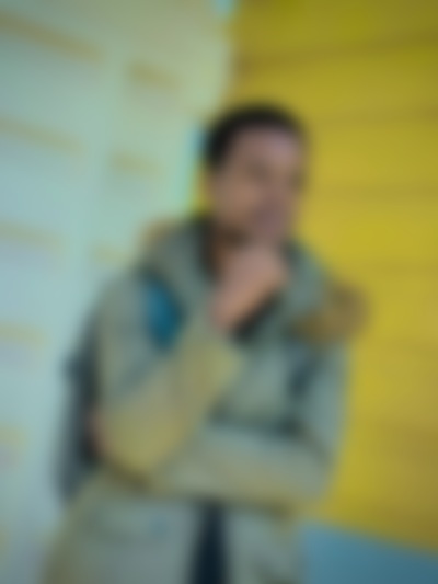 Single Auric from Kampala