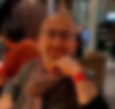 Single richiehere from Costa Mesa